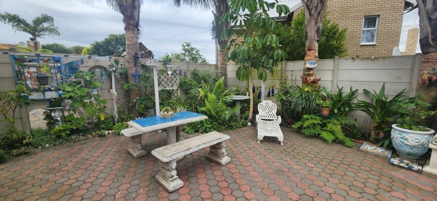3 Bedroom Property for Sale in Reebok Western Cape
